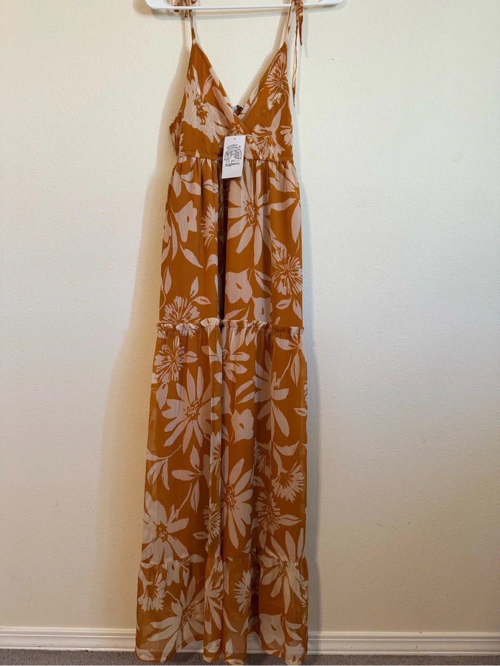 Patrons of Peace Floral Maxi Dress - Picture 1 of 3